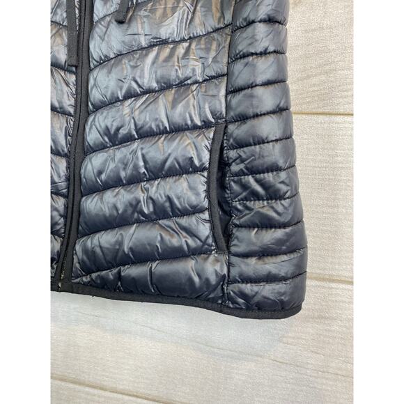 Old Navy Active Vest Womens M Black Hooded Full Zip Pockets Quilted Lightweight - Picture 2 of 11